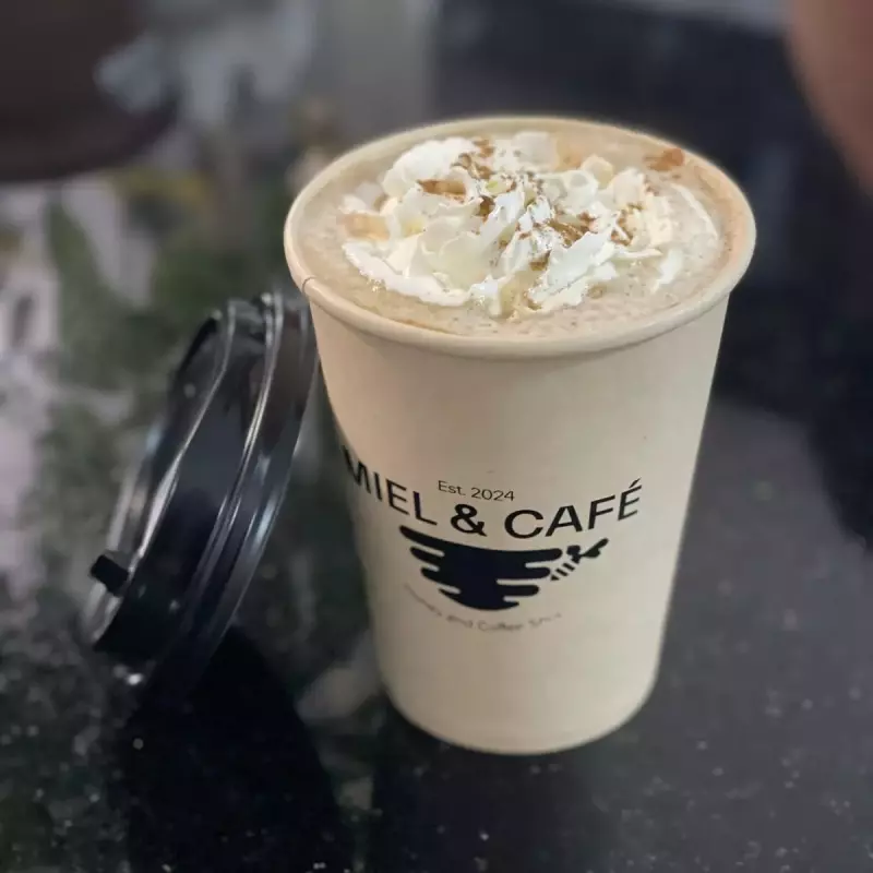 Pumpkin spice latte caliente