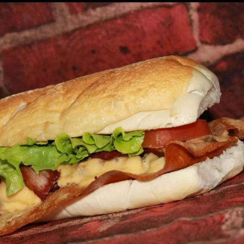 FRALDINHA E BACON