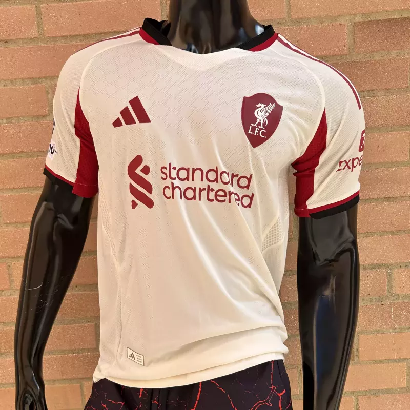 Liverpool Visitante Player