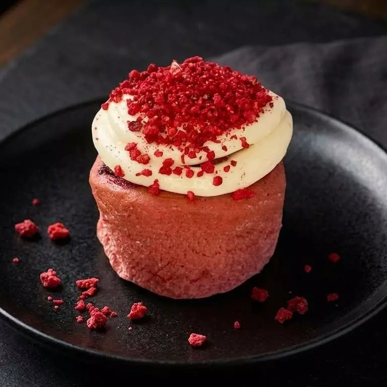 Red Velvet Roll