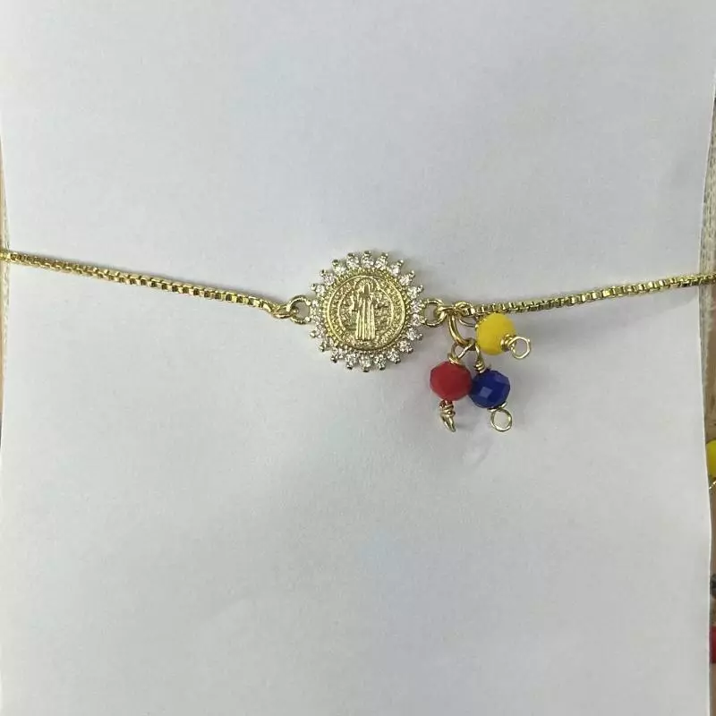 Pulsera cruz de San Benito tricolor