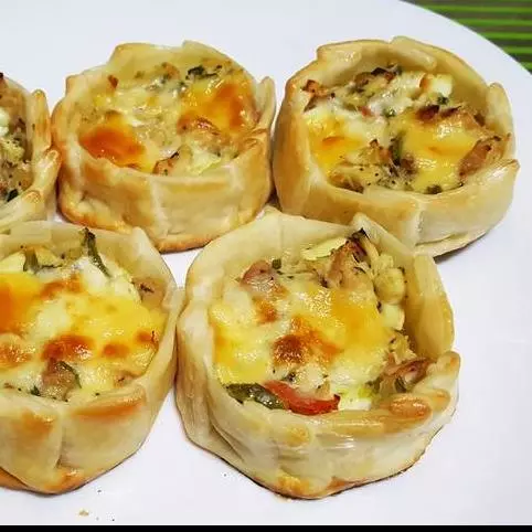 • Empanada de Provolone