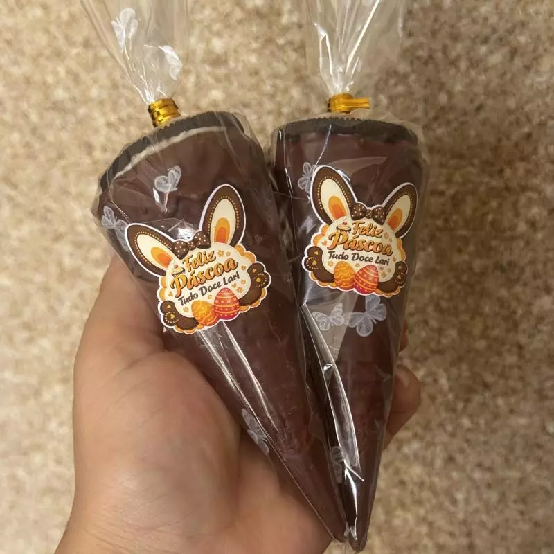 Cones Nesquik com oreo