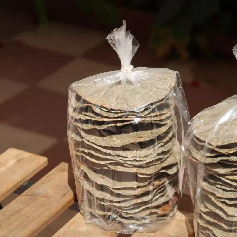 TOSTADAS HORNEADAS,MAIZ AZUL Y AJONJ