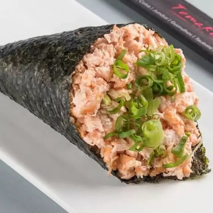 Temaki de Salmón a la Plancha