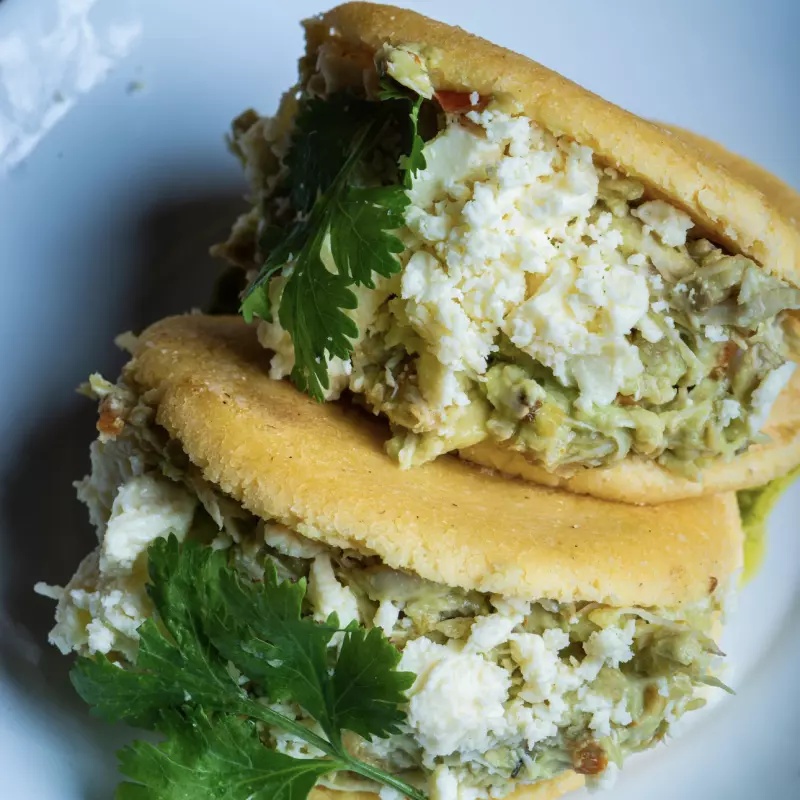 AREPAS REINA PEPIADA