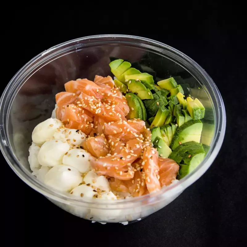 Poke Salad Salmón