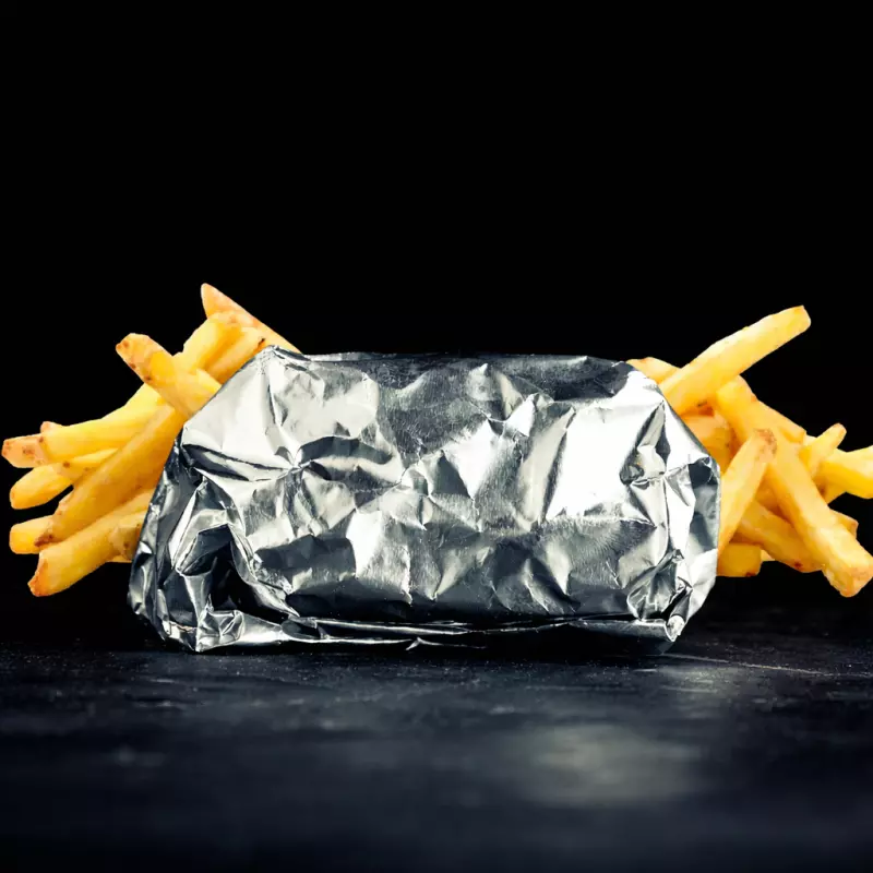 Burger Secreta + Papas Fritas