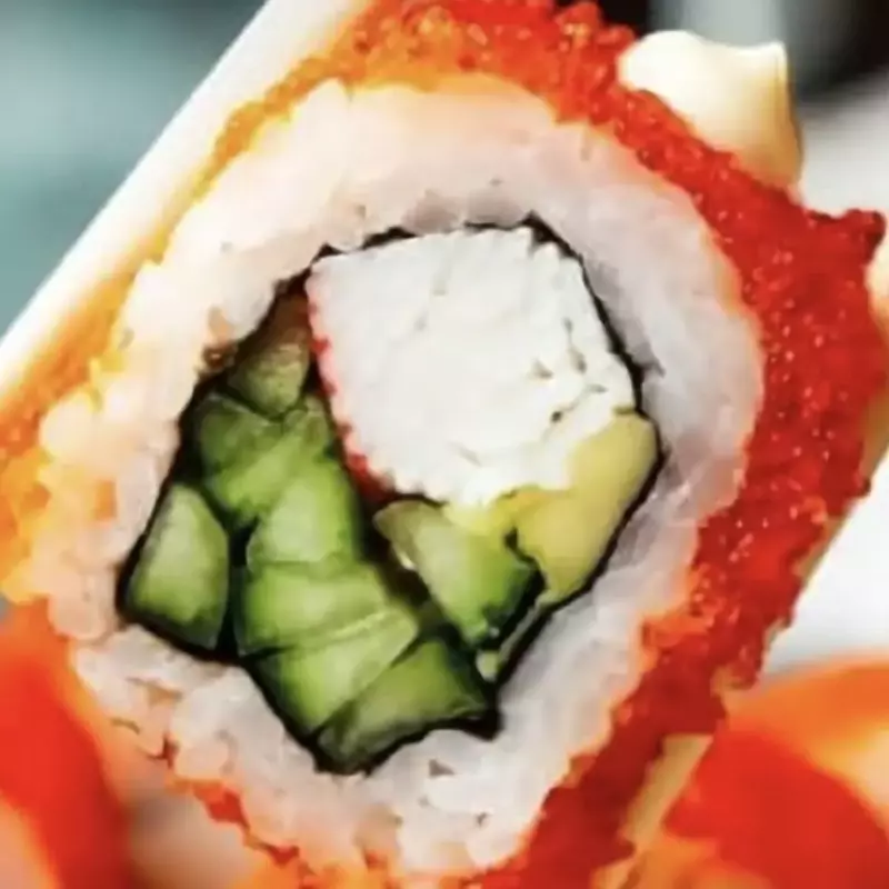 ROLLS  MASAGO CAVIAR  8 PZA