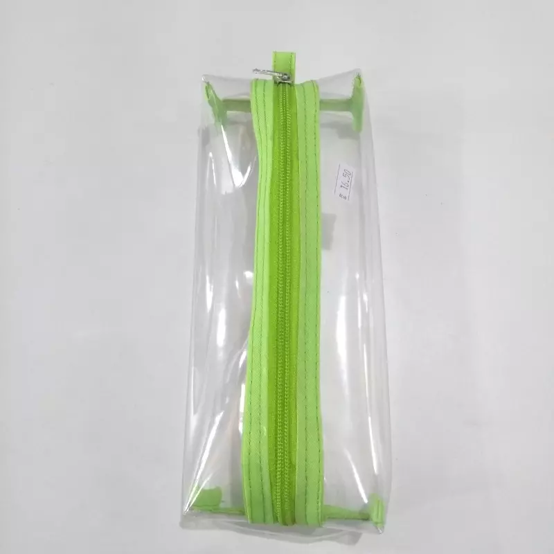 Estojo plástico transparente