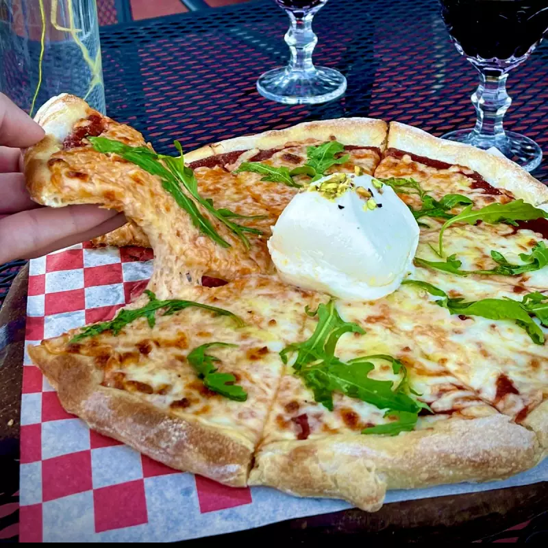 Pizza de queso burrata ⭐️⭐️⭐️