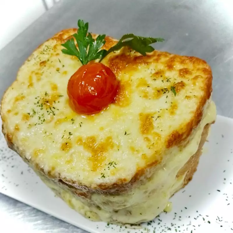 Misto Quente Gratinado