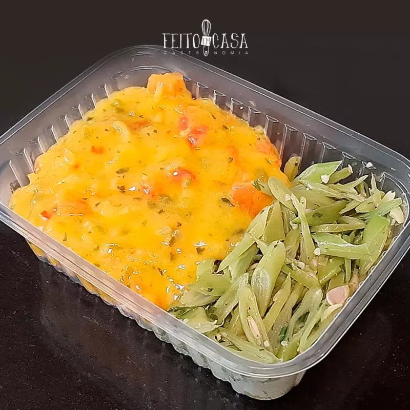 *Bobó de frango e vagem caseira