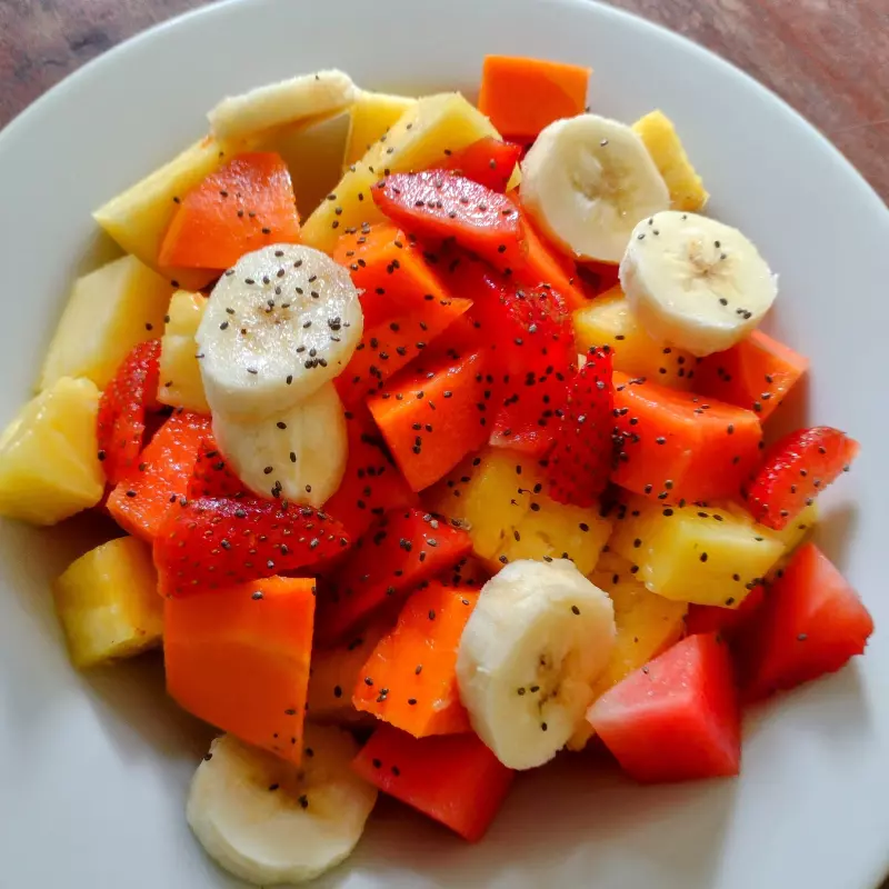 PLATO DE FRUTAS PICADAS