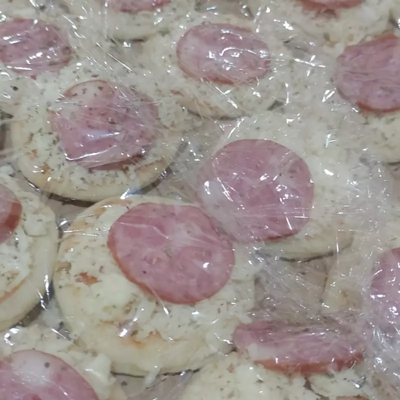 MINI PIZZA CALABRESA 50 unid.