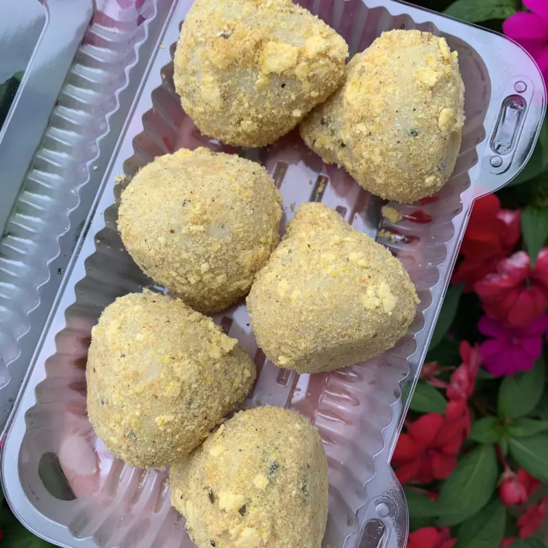 Mini coxinha de frango (6 und)