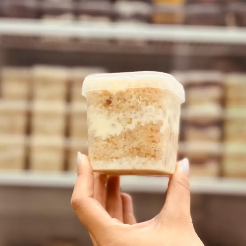 Bolo de pote ABACAXI