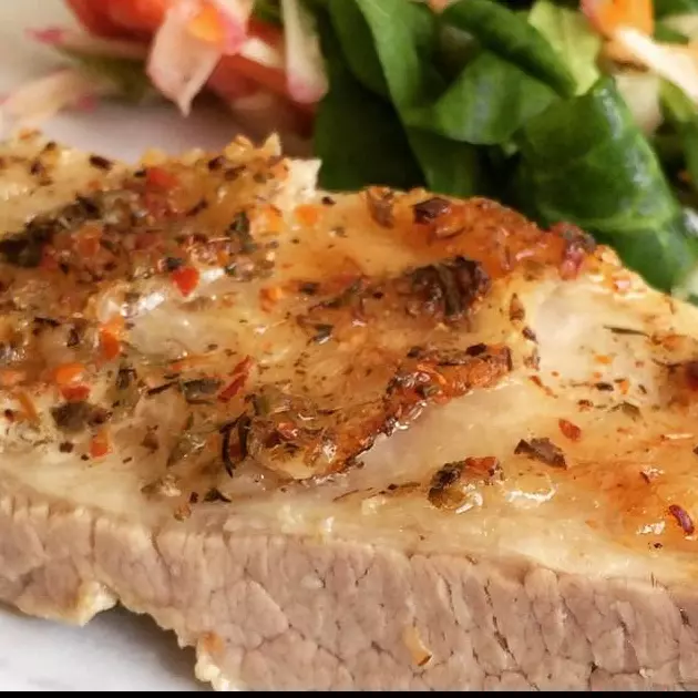 Matambre a la Leche con guarnición