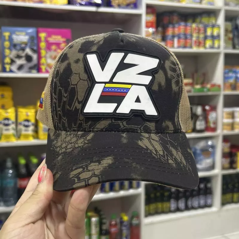 Gorra camuflada malla beige