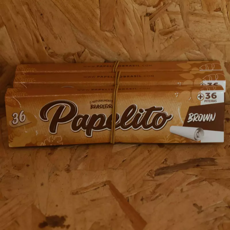 Papelito Brown + Piteira