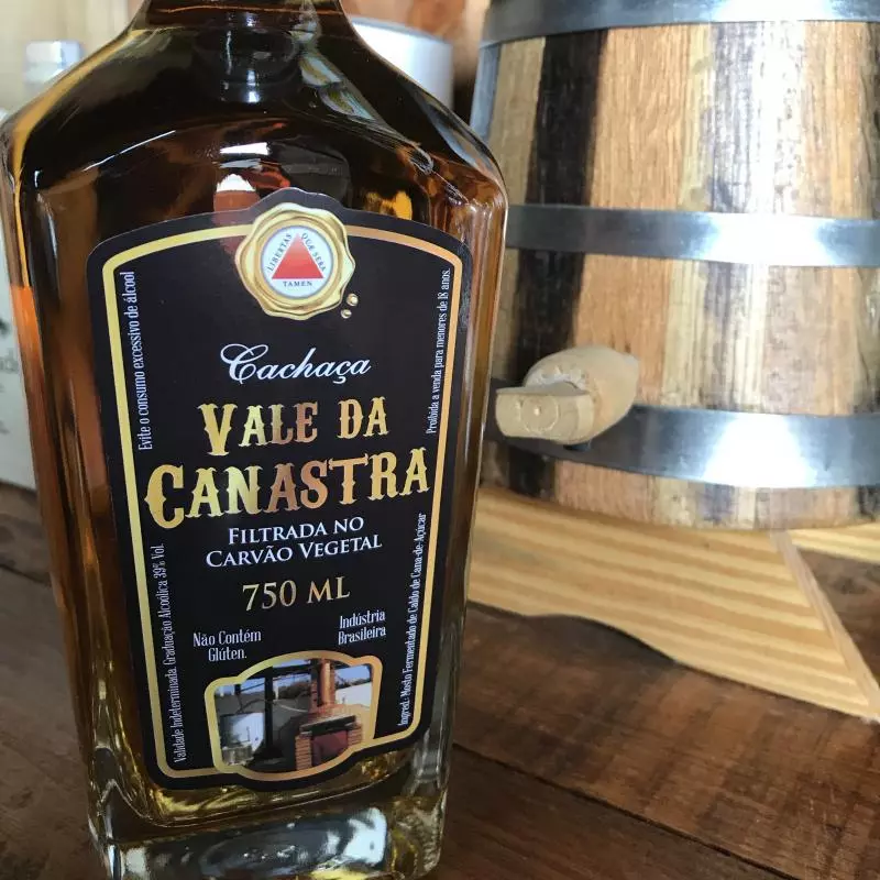 Cachaça Vale da Canastra OURO Imperial 750ml