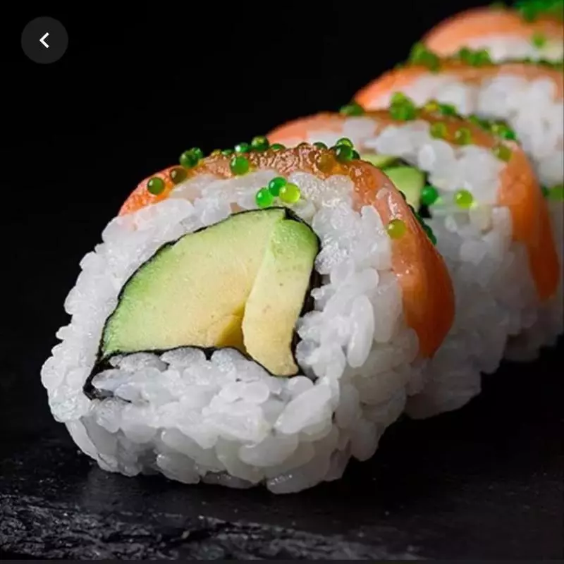 uramaki salmao abacate