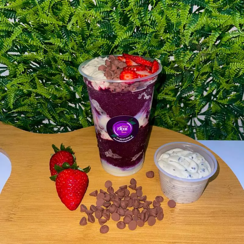 Açaí com Cookies