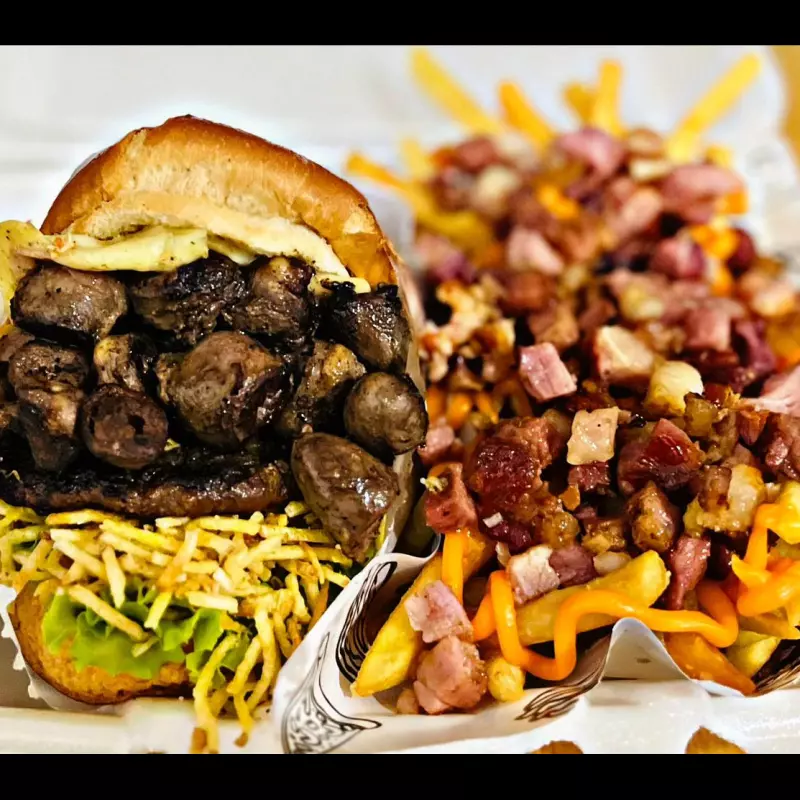 X coração c fritas bacon e cheddar