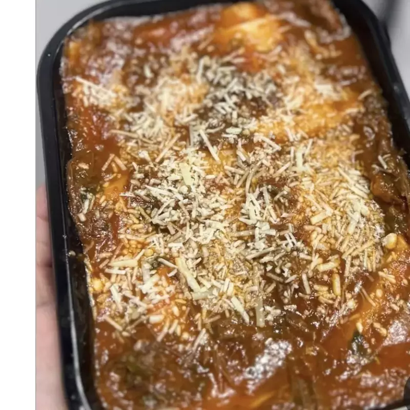 Lasanha com Qjo molho ragu