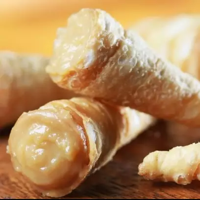 Canudinhos De Massa Frita p/ rechear