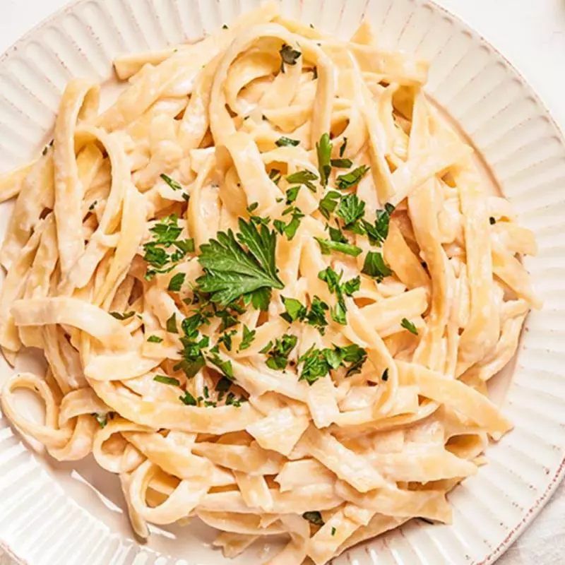 Spaguetti camaron y champiñon