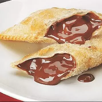 Pastel de creme de avelã