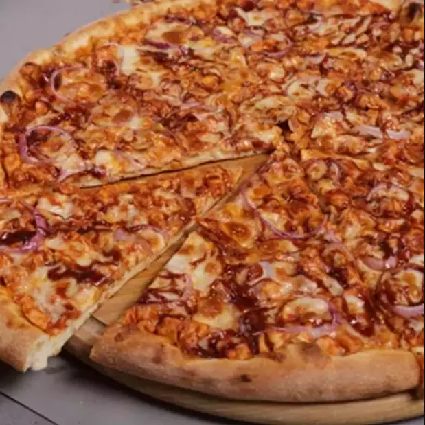 PIZZA POLLO BBQ