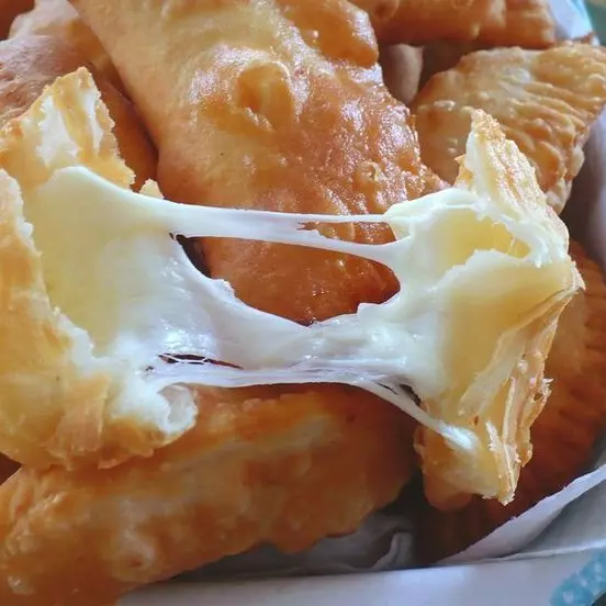 EMPANADA DE QUESO