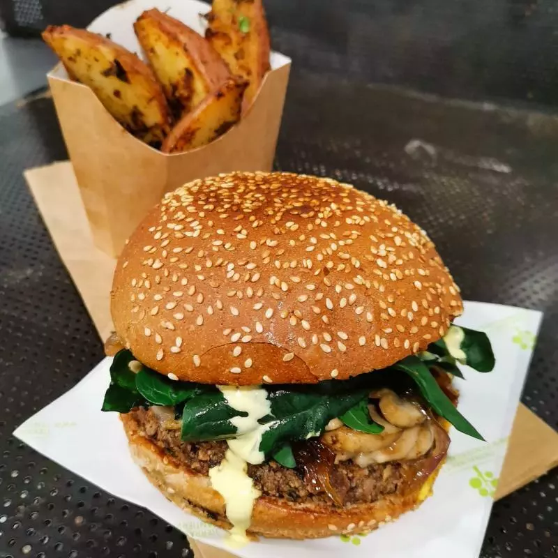 Vurger de la Casa con papas