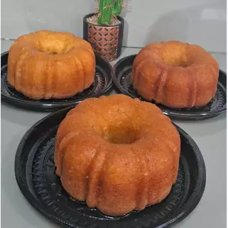 BOLO DE LARANJA COM CALDA