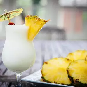 PINA COLADA