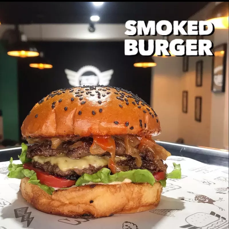 Smoked burger