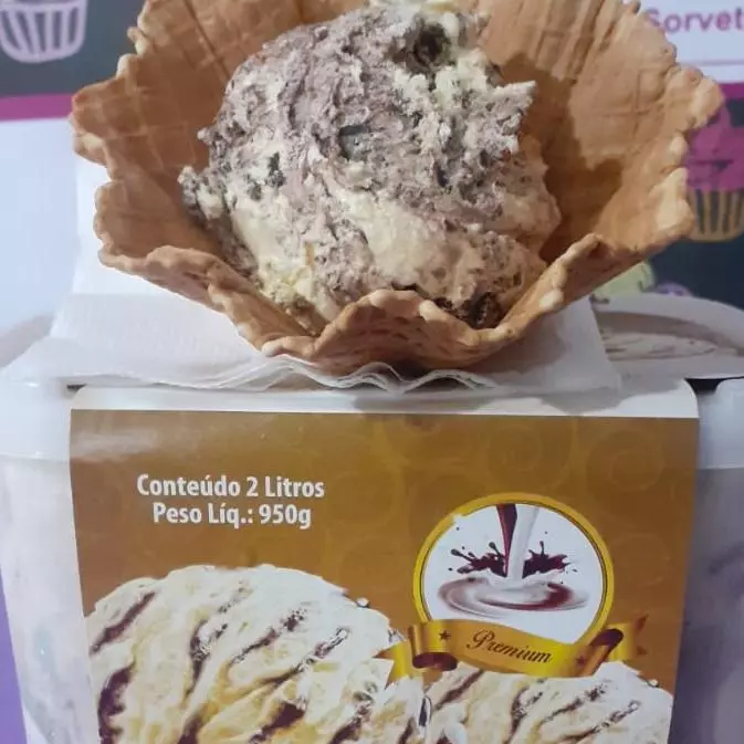 Sorvete 2L Leitinho Trufado