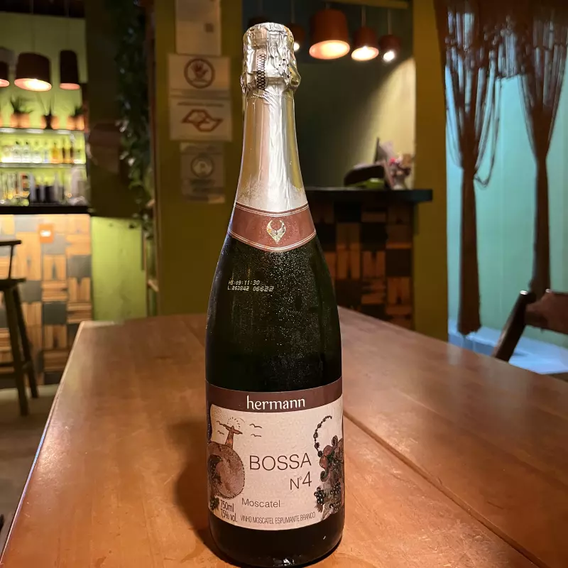 Bossa N4 Moscatel