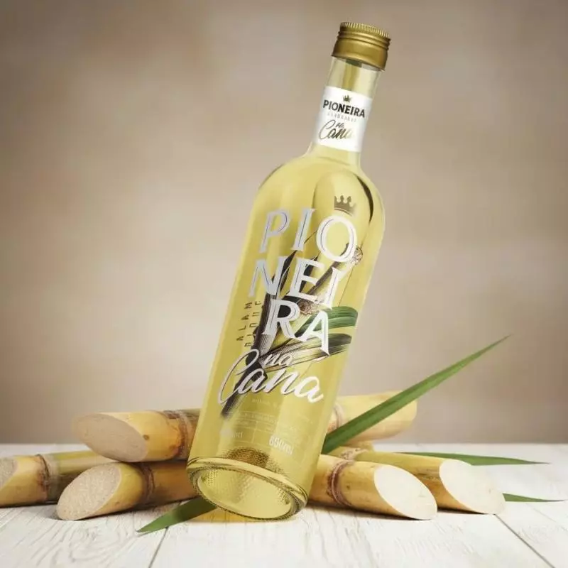 Cachaça na cana (Pioneira)
