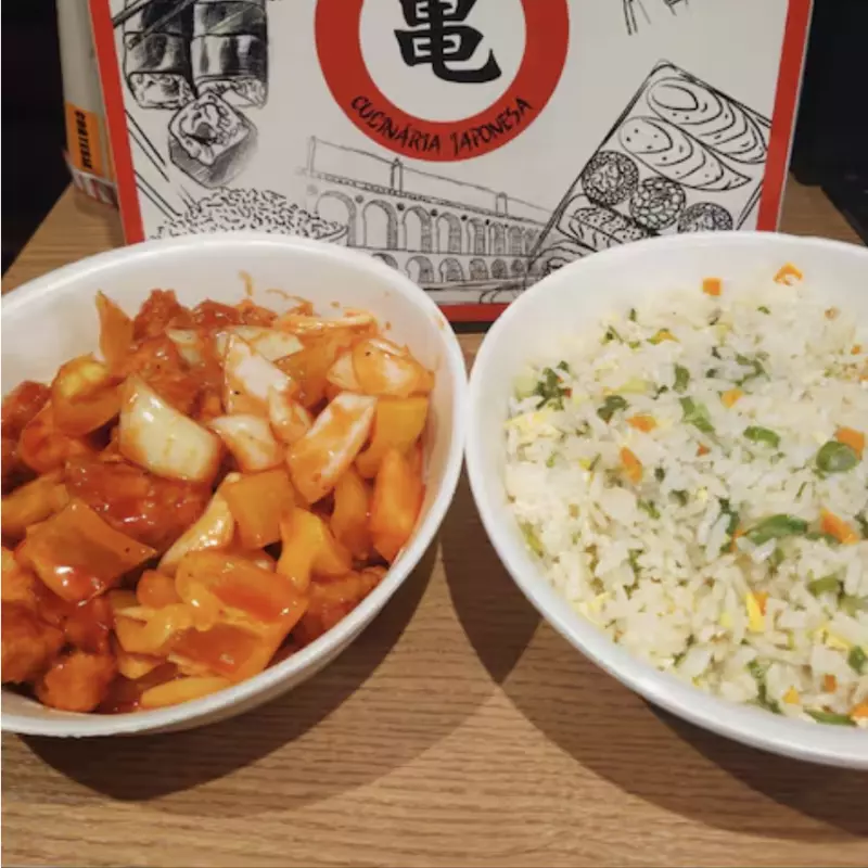 Carne de Porco Doce Azedo