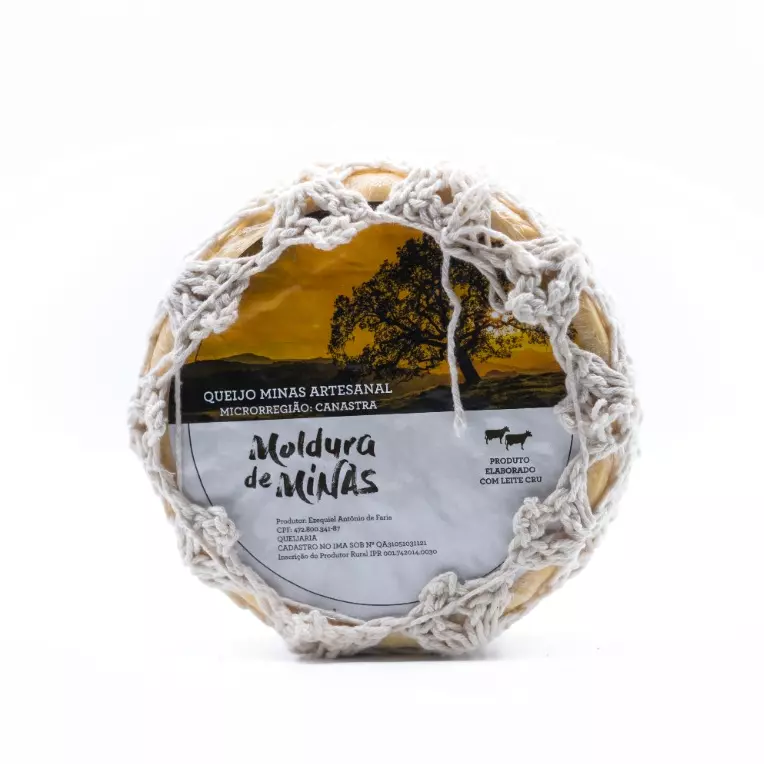 237 - Queijo Moldura de Minas Kg