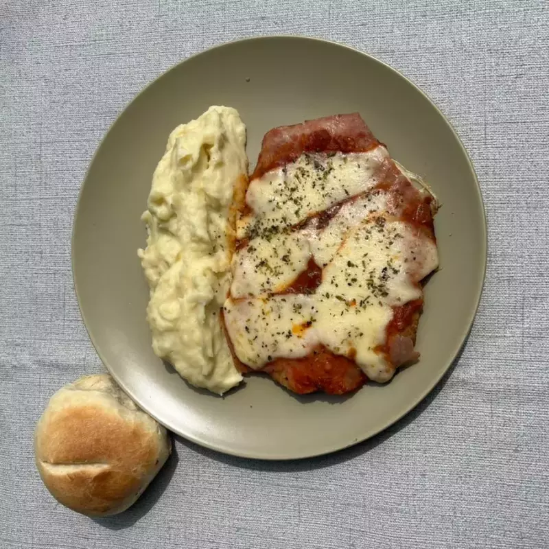 Milanesa de pollo Con pure