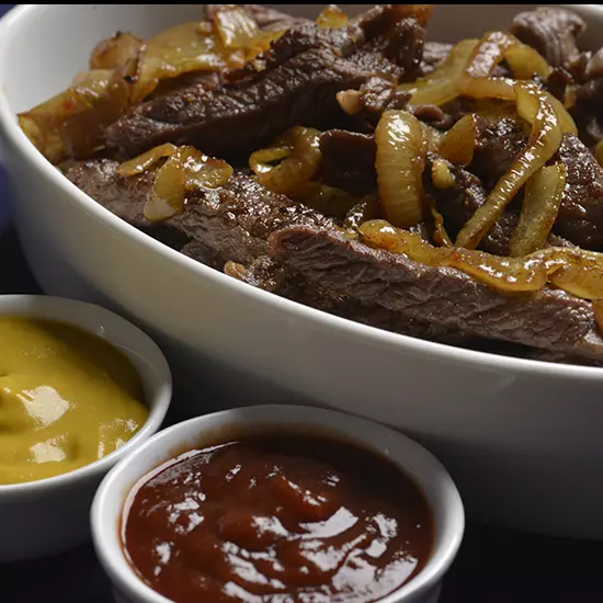Batata C/ Isca de Carne