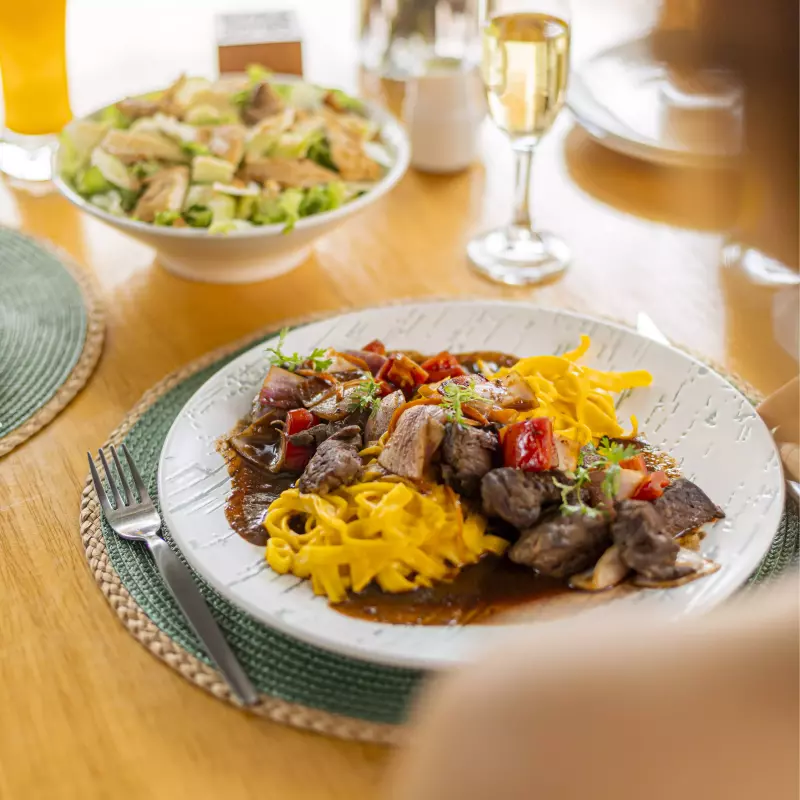 Lomo Saltado Fetuccinis huancaina