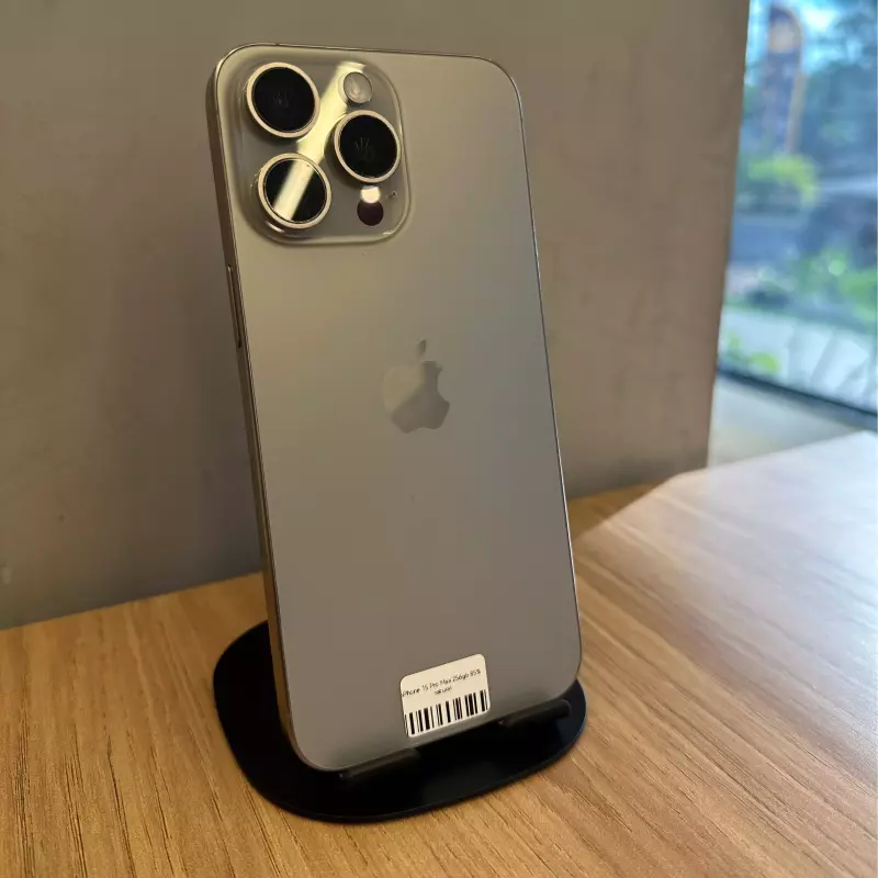 15 PRO MAX 256GB NATURAL TITÂNIO