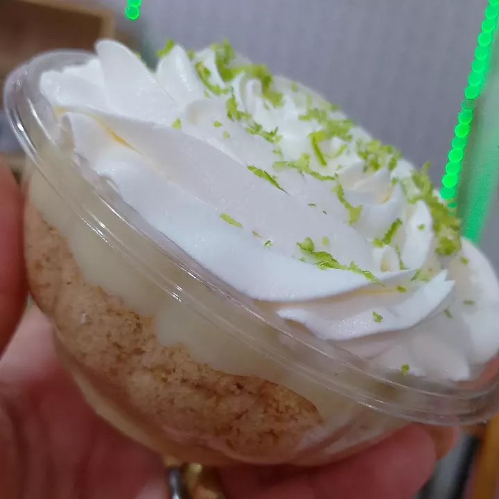 Bolo pote especial mousse de limão