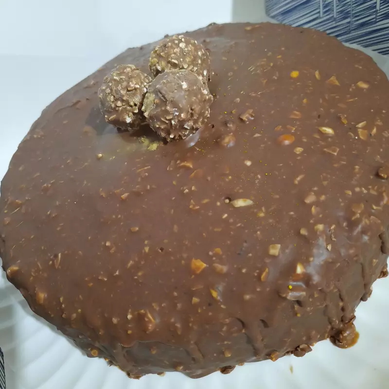 Pastel estilo Ferrero Gde