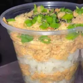 Temaki no copo salmão grelhado